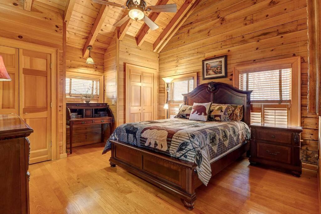 Blue Ridge Bliss- Spacious Cabin, Pets, Hot Tub! Kültér fotó