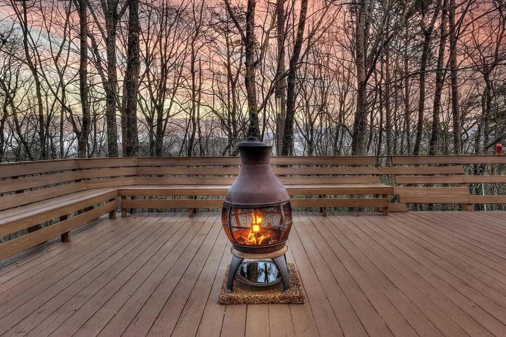 Blue Ridge Bliss- Spacious Cabin, Pets, Hot Tub! Kültér fotó