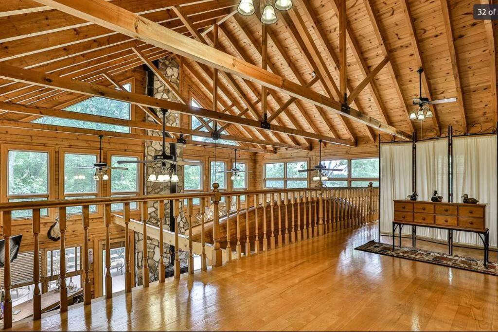 Blue Ridge Bliss- Spacious Cabin, Pets, Hot Tub! Kültér fotó